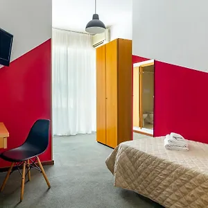 Uniho Albergue Pavia