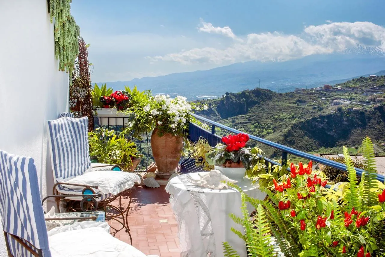 B&B Villa Giorgia Taormina 2*,  İtalya